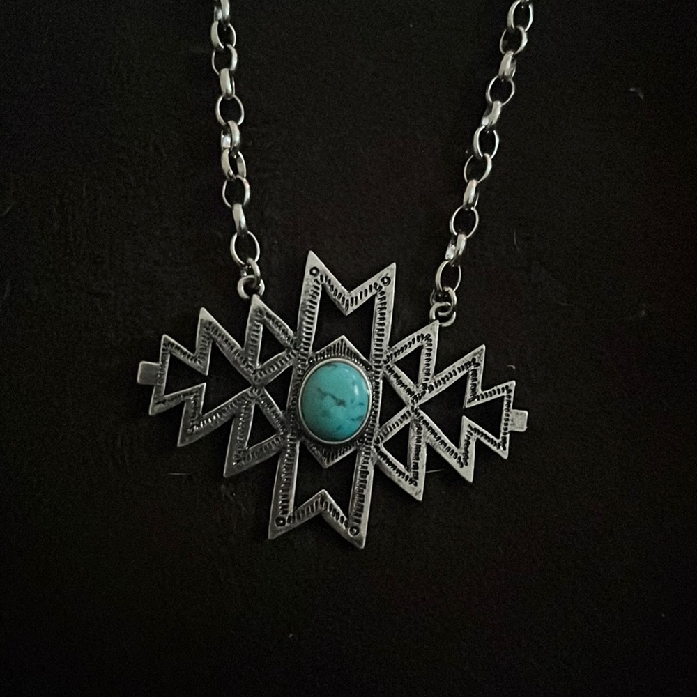 Western necklace